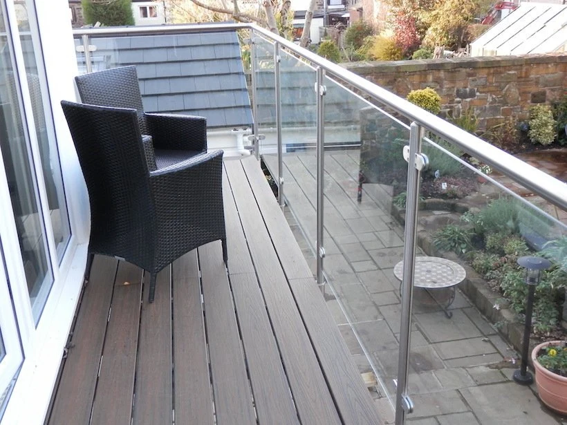 High Quality Customized Stainless Steel Glass Railing with Toughened Glass