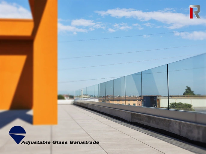 1.5 Kn Adjustable Frameless Aluminium Glass Balustrade Base Shoe U Channel Glass Railing